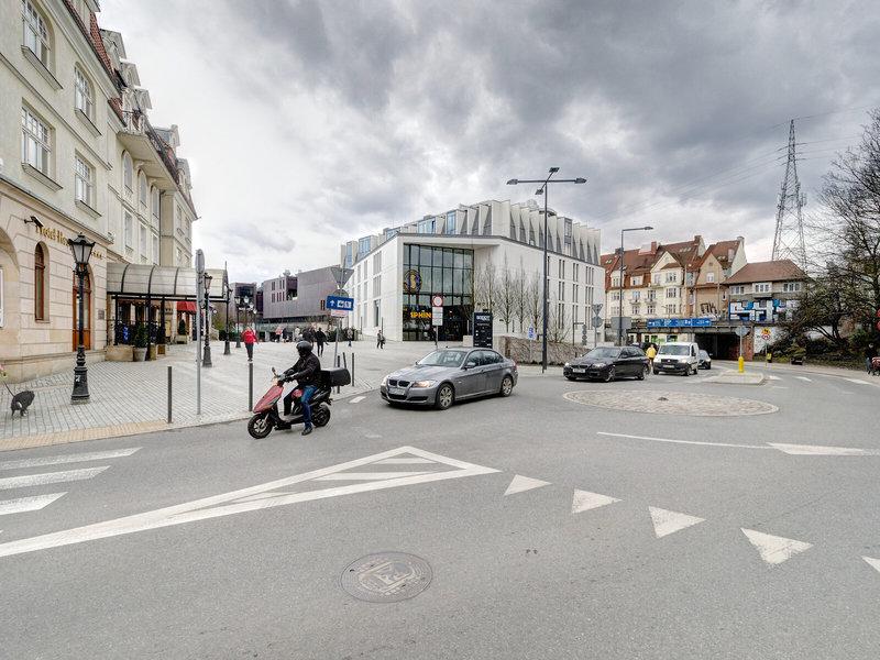 000F7F037AEC7976C4EF80D63CE0282C