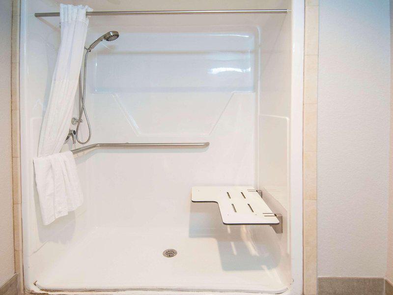 4006B009F3C8958E7595D7102DB6B895