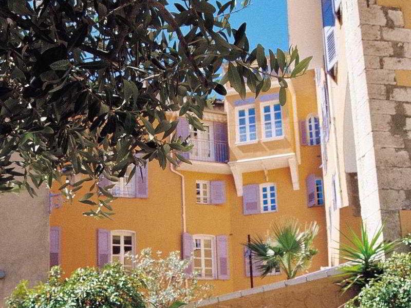 AED2B14AF1A99D1AF4F74DEC44BF9F2B