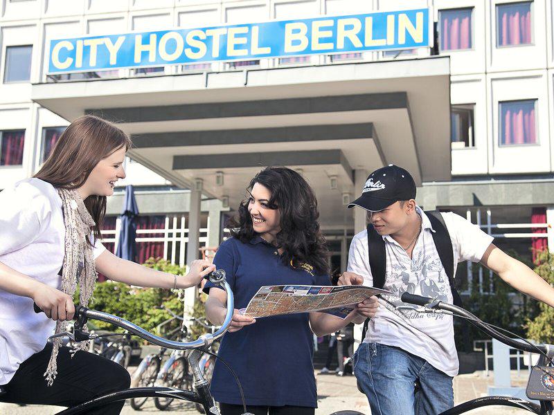 2E251C2EF3B598225EDC4402810D986B