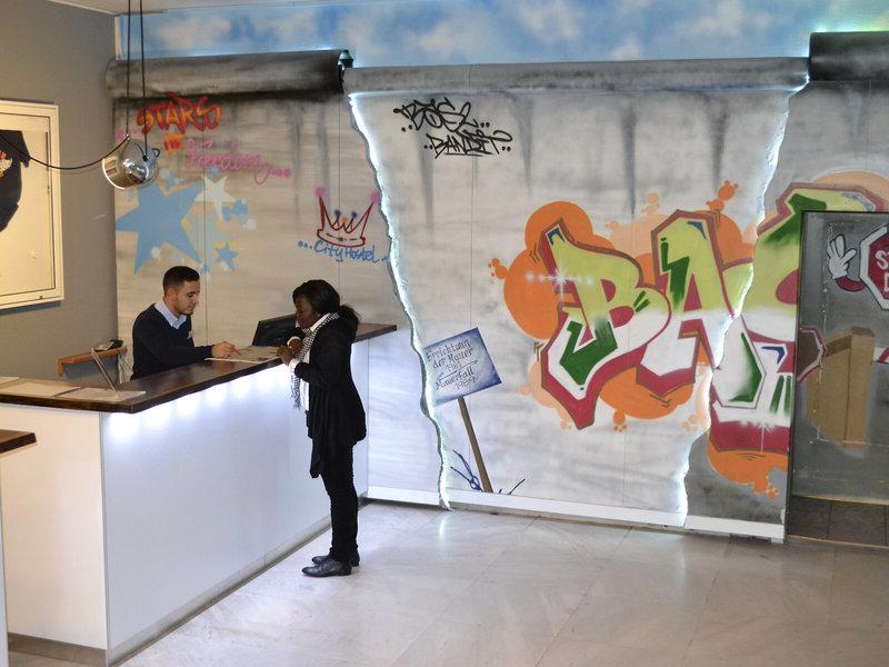 CCFC28D310D56E9AC5ACF67D2ADECE0C