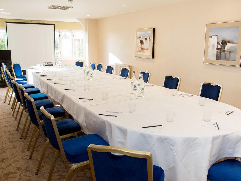 9366AC22B4B99E3092B2400F93DCD9EB