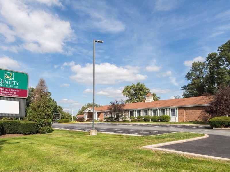 8DB7F9236A098A40D949BE1CB19D459E