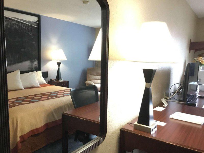 6AD774C9AD6ECB42AF2D6AD952F508F4