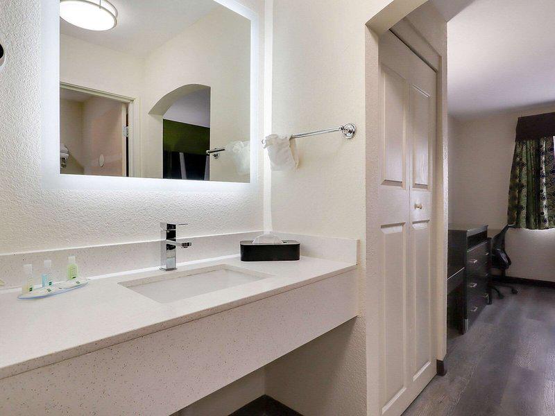 9CB52C8AD625E3EC0E095A38FCB47CB9