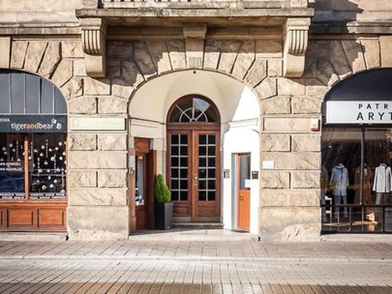 68CB1D265FEAD90B5C281888E2BB531D