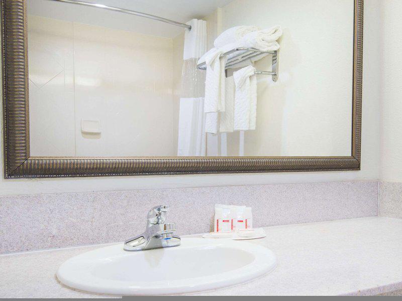 21A356DB0C9A4F3C719D454D49BA0606