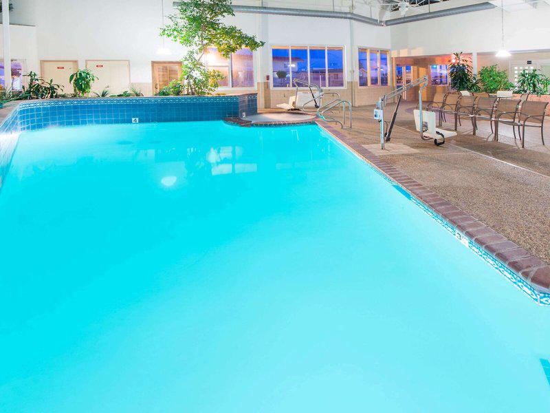 9A2102BF6552F305282561986F4A6351