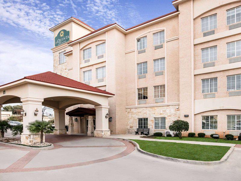 CED5D6EBFDCAC5D5373E0A8F302C75A1