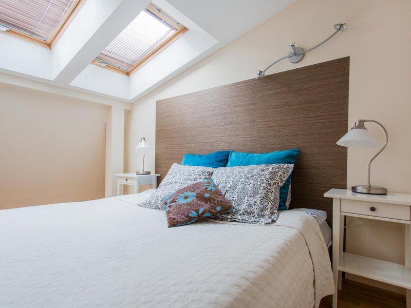 AFC43853E5D1F2399A30C8B659195405