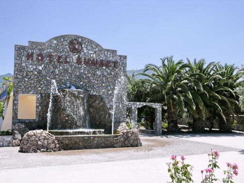 16C98B062C33A9076B392F15AA14F517