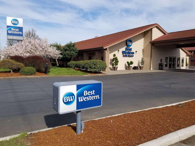 3D271365BF8EE9B2E58CD8BB0967FB09