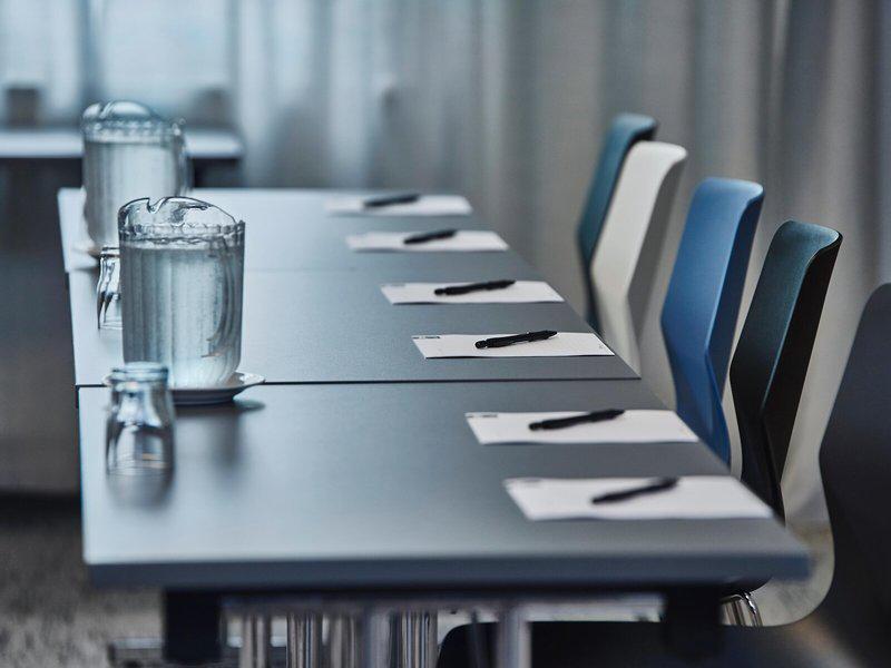 781C80F73F68430FF7566D88232D8AE3