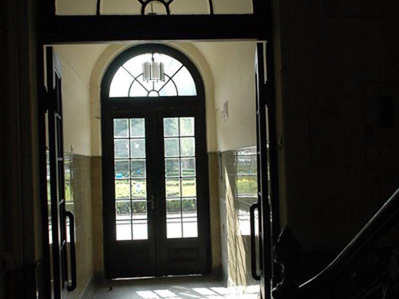 B2B9C031368B57D094C4FC44DA215A53