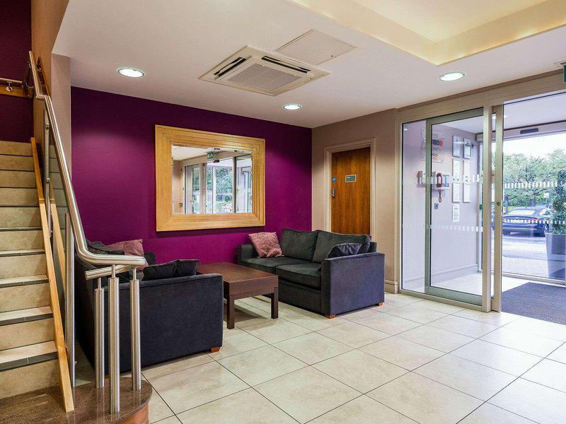 B7D3CED332218B3550B0F1568393E305