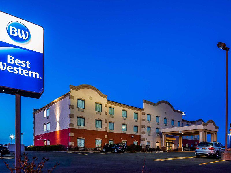 6ADED6BB741F83F8857E04872112DE4D