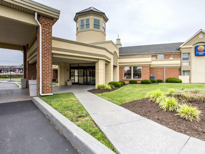 54679165E9BD4B8C063940FB7EC0E64D