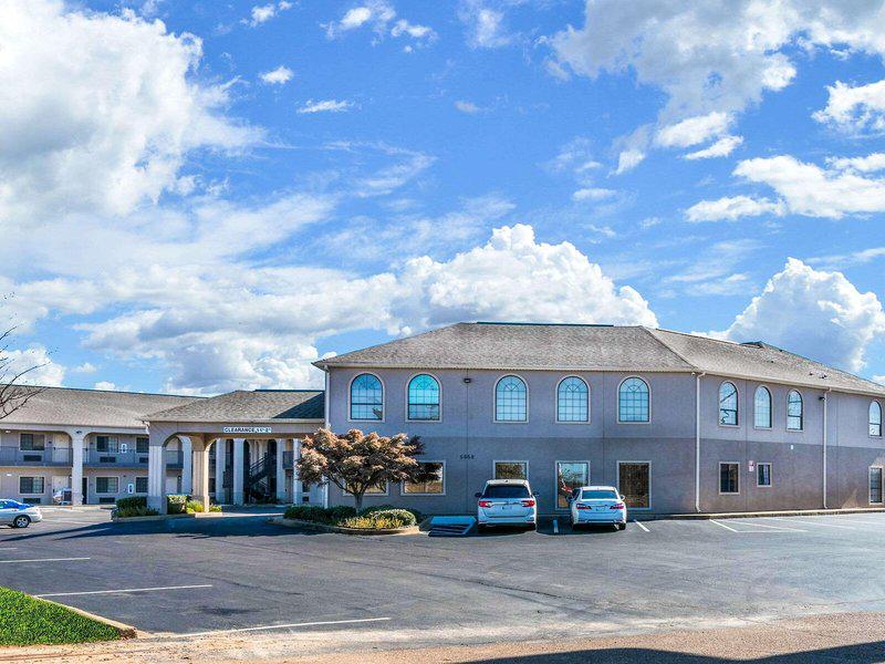 E63547C7EB84B03224D08275482A6D5E