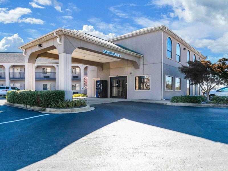 E8ECE65978677295AB2457F19FB60B77