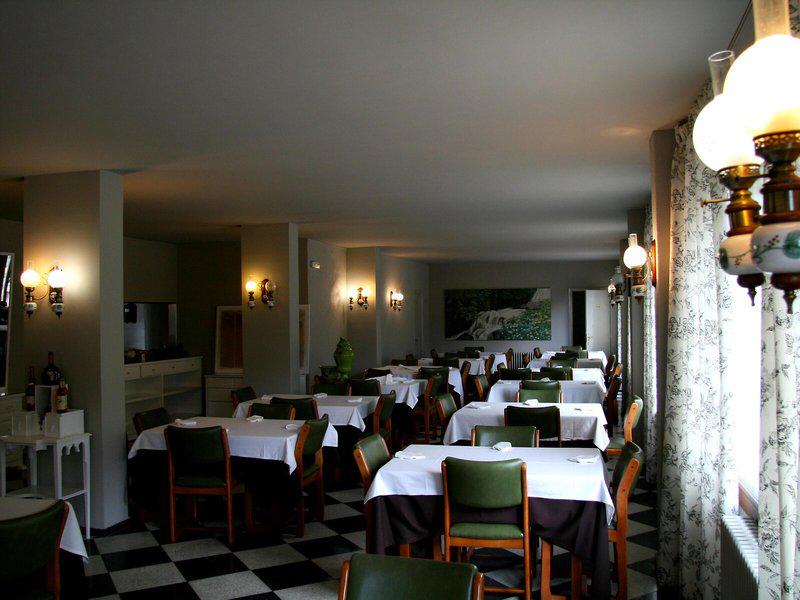 99BDC6D9FA81636628F20AD790788AD4