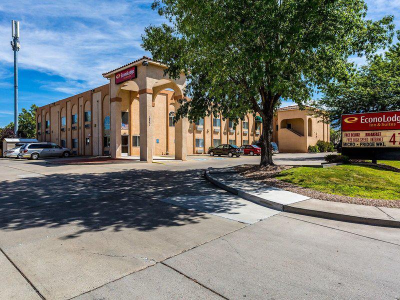 956880CC58DFCC79E082EB7013CF3A07