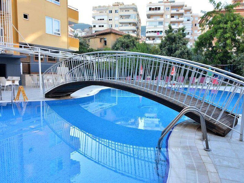 32A8726783CDD102488B926EABE17AF7