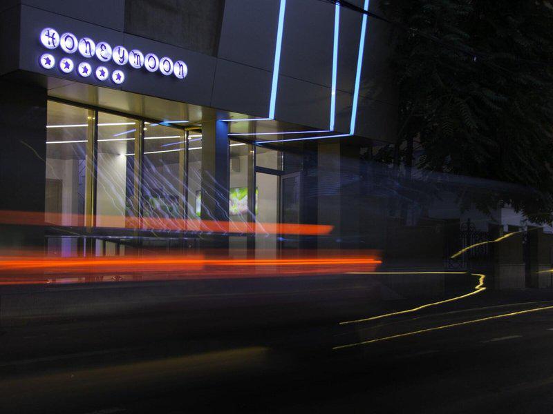 047ABF1733A5E6D9B94136CD440ECA12