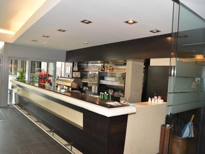 A827DE462B86F2FFAC8CEAA4678339FB