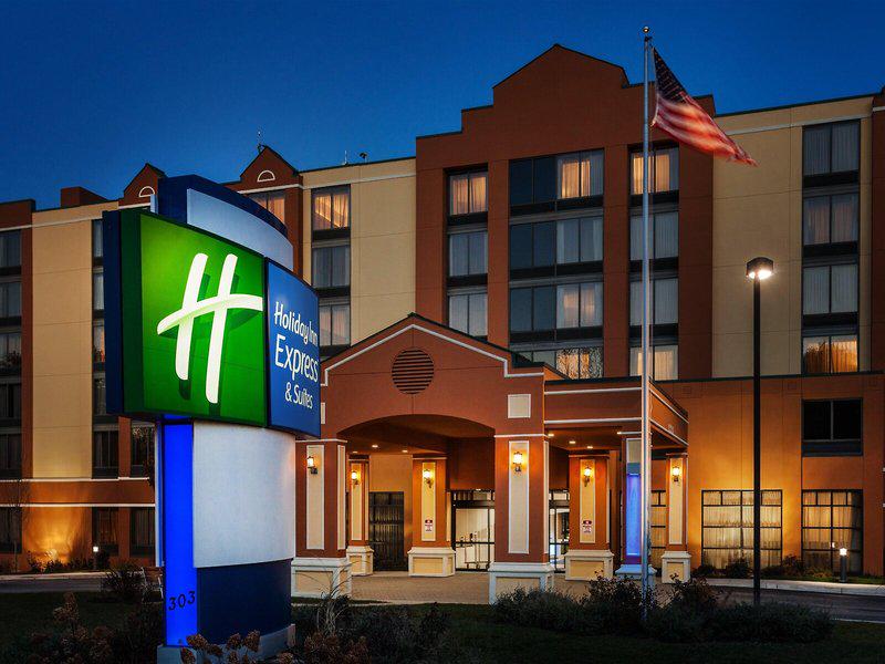 CCA870FBF10F5BB216EB7DDDEDC23E79