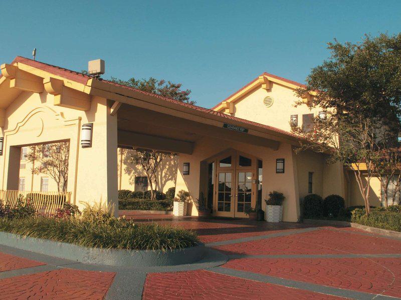 262DECDE113CDD361652E3EE4718C15B