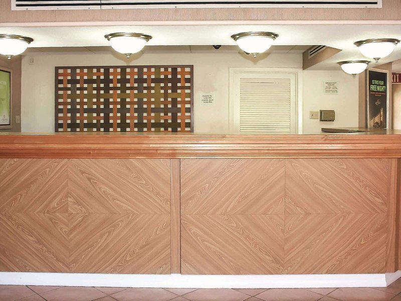 BBA0A3A036913E5E6D7C104C65AC4820