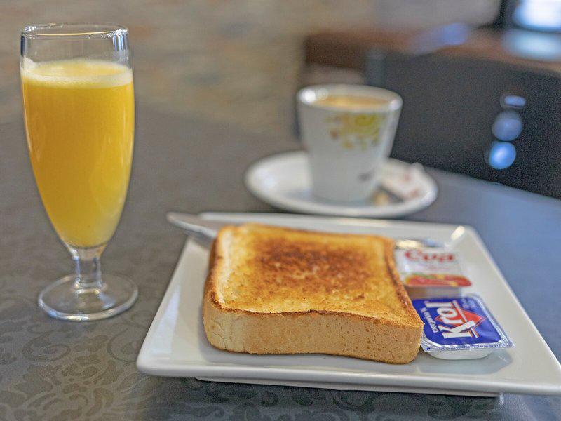 B679F0095D04C1BB25E290E782F6BCF3