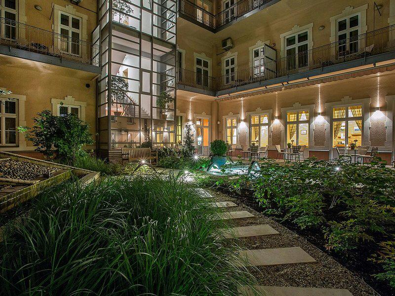 27F88AB55469758B4D7C2883FD2D0702