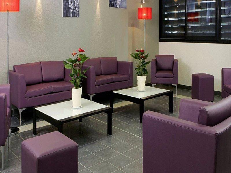 C5982561B36634492785E3D15244F169