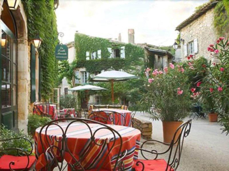 709058E227357E1EBD46FBAEF6A16FB6