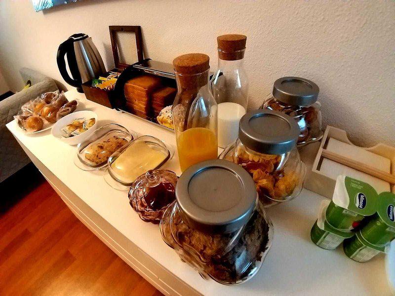 26EA3A2D61C945B74BF596F7C62160B3