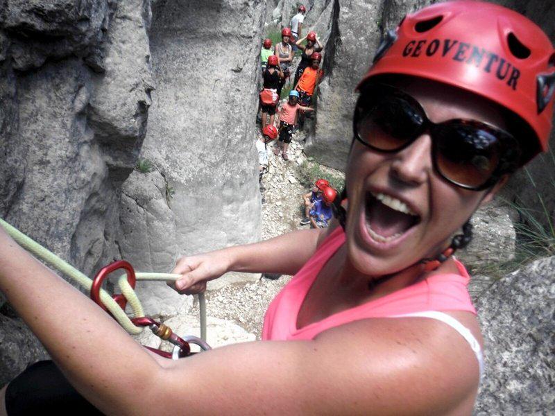 B6B4087FE3253BB715E1AE6D65D9F80A