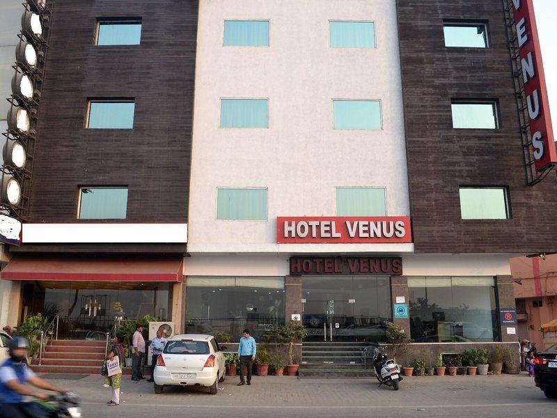 5EE89C10485E9BAE4D09DA965E45E522