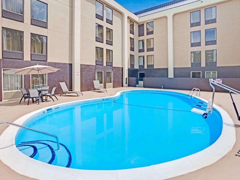 ECDFDEFDB37C2794878B171E9D1A048E