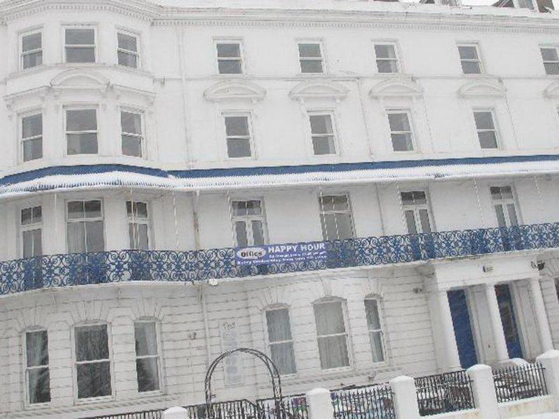 A17EEBC95D2DDFFD6E633F088BC0774A