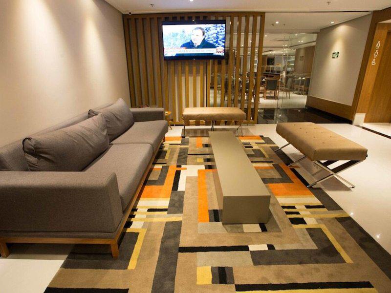 DCE609EDC99826DE7E8A5ADD37976470