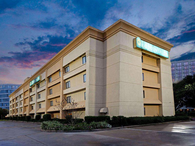 C9272F8BB81AC2CDD9BF835B3D8904CB