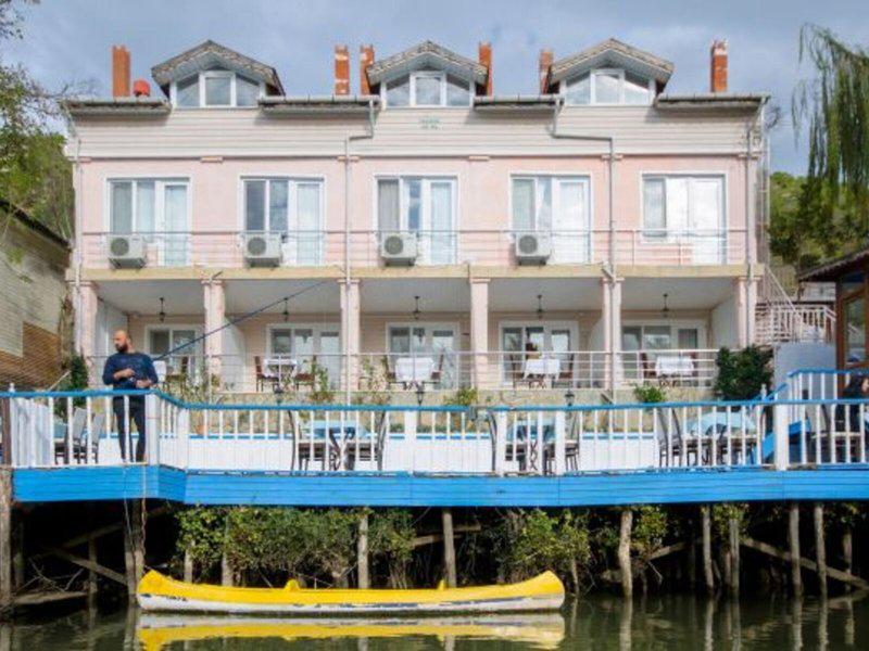 6C8DA96C7195BB2D04BC2982C1D03D46