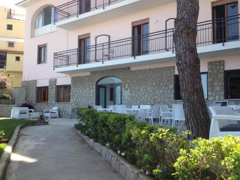 C342B1B7F50B436DFBA3AC4049BC0FCA