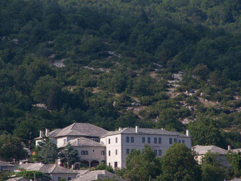 7744591CEB980D884B22E16CBA806117