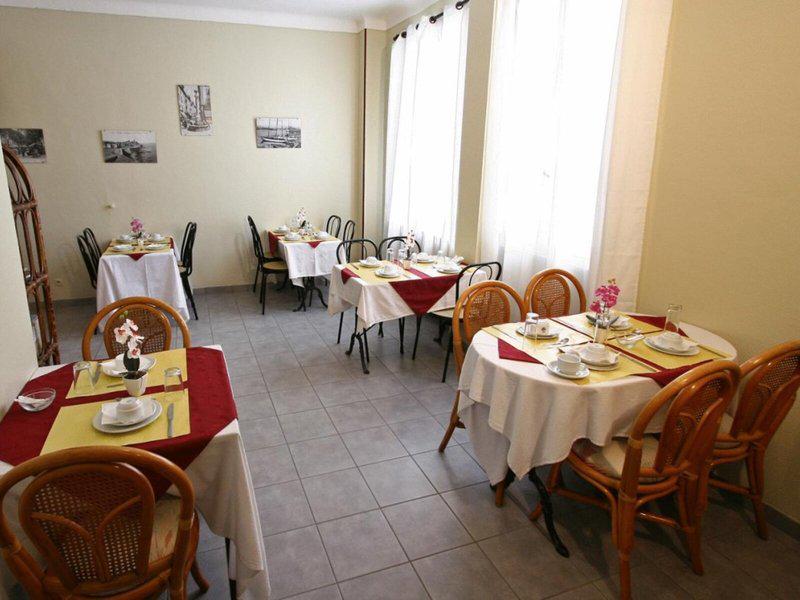 19155D8A2B2B5A6ABB85FBF1641960EB