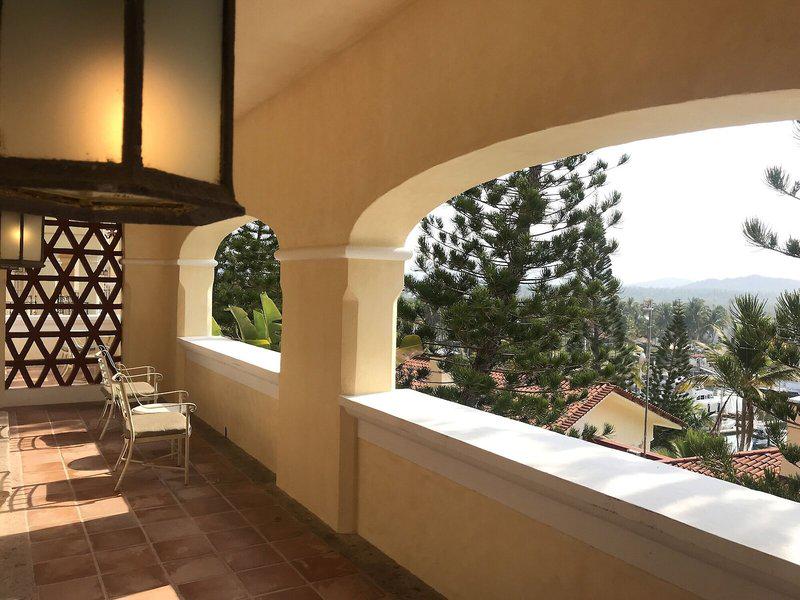 AA72DF03F276F4C75D9C665DDA9320D9