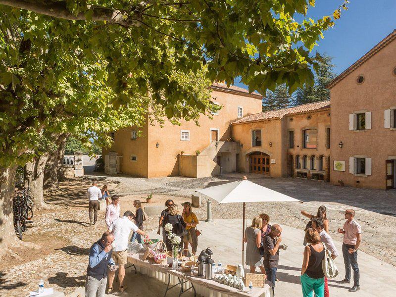 77525239205400D22089EE01ABB01B42