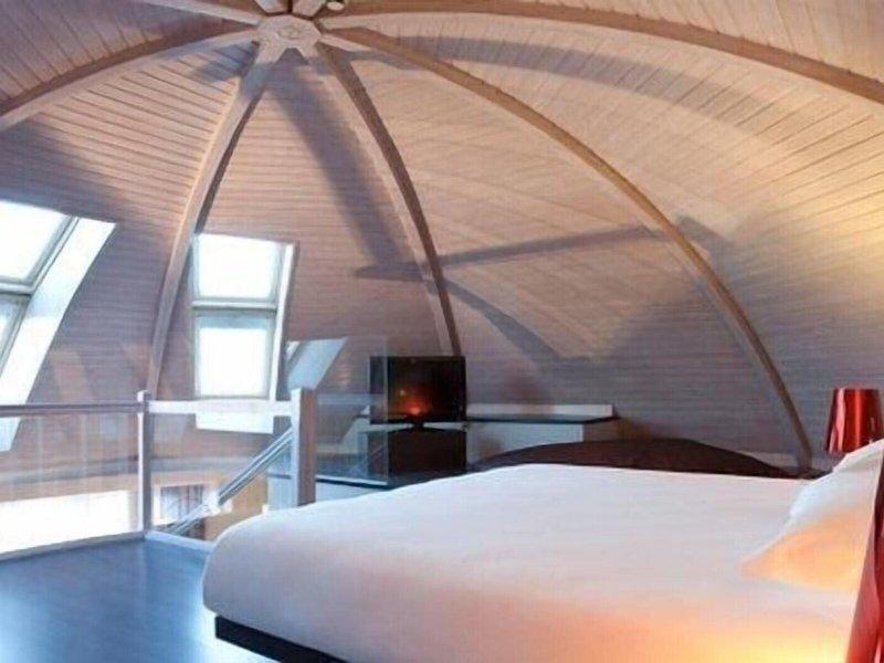 9E1515DCD10AD84B7586CC9277A6DE4A