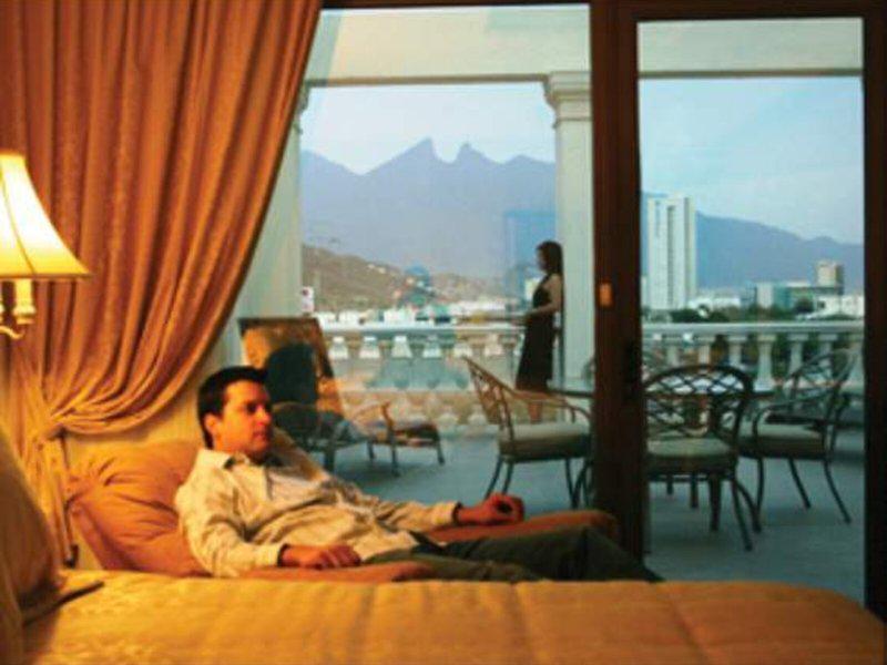 B63F6FC871C948B5554EF83A860C9C38